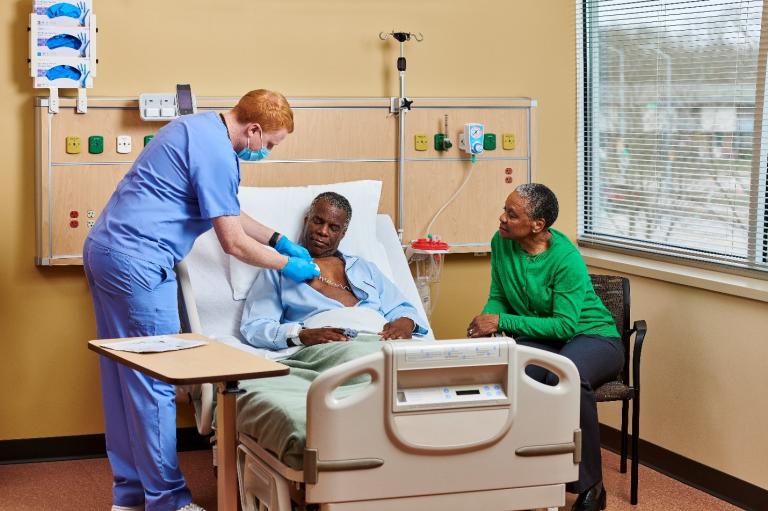 Patient continuously monitored in the ward