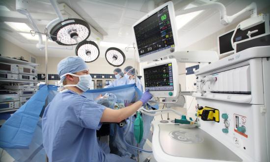 Anestehesiologists in the OR